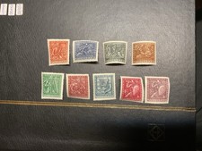 War 2  Timbres Hongrie 1943 Mi 722-730 (complète edition) neuf avec gomme