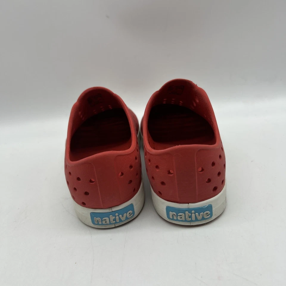 Zapatos nativos niños niñas C13 rojo Disney Minnie Mouse sin cordones de goma Foto 3 de 4