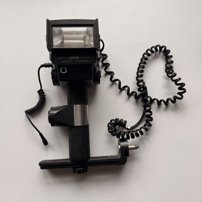 Sunpack Auto 522 Thyristor Handle Mount Camera Flash With Bracket - TESTED/WORKS