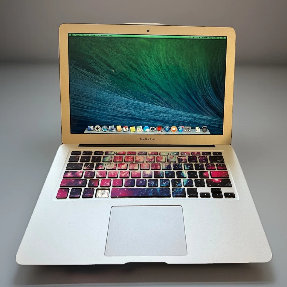 Apple MacBook Air A1466 13" Intel Core i5 1.3GHz 4GB RAM 128GB SSD macOS X - Image 2 of 4