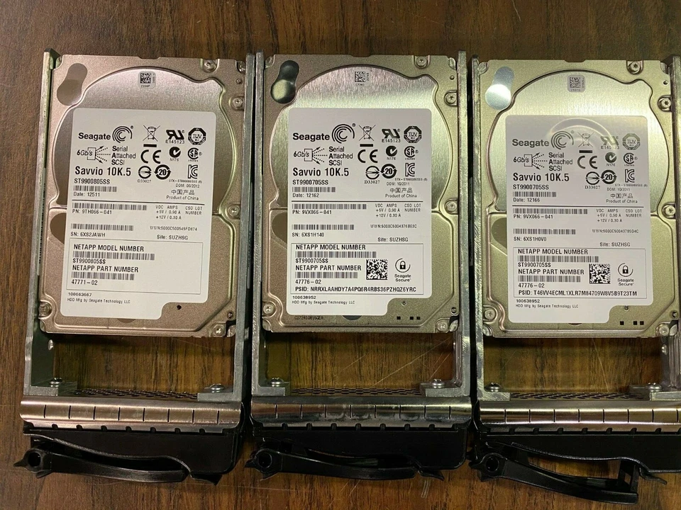 Arreglo NetApp DE5600 P41194-04-B, 24 x 900 GB SAS HDD Expansión 2x 6 Gb/s SAS Raid Foto 3 de 4