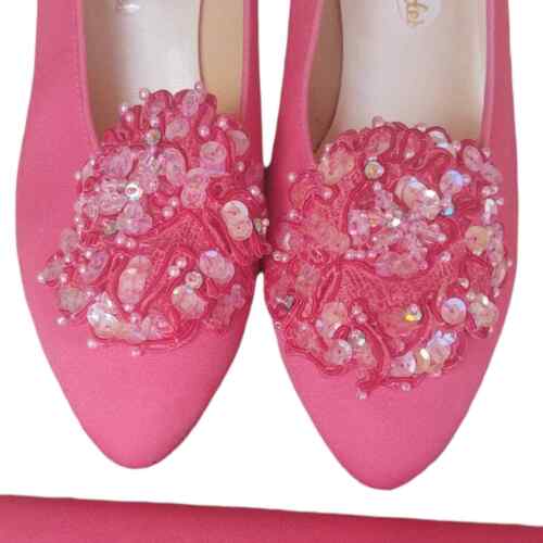 Zapatos Barbiecore Rosa y Embrague a Juego 8EE Ancho Teñibles EE. UU. Barbie - Imagen 2 de 9