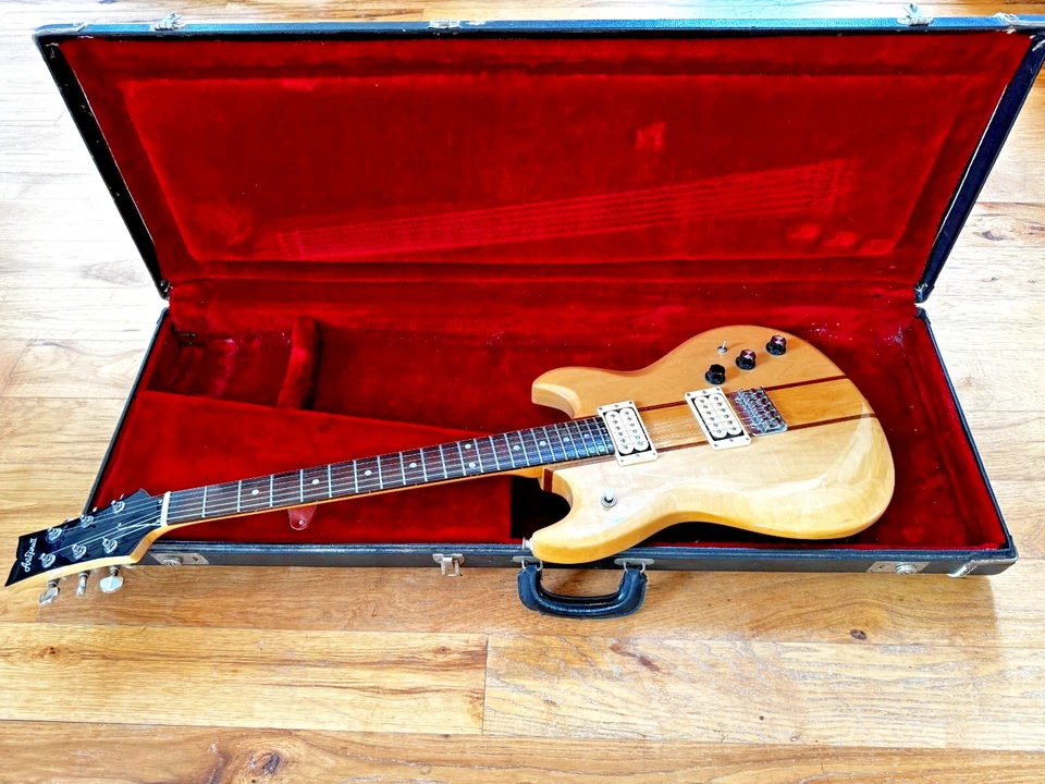 Aria Pro II TS-400 6 String Electric. Plays/Looks Great.All Original. w/Case - Image 2 of 4