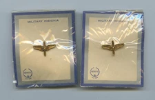 Screw Back WWII U.S. ARMY AIR CORPS Cadet Insignia on Maker Cards (One Pair!)