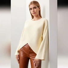 Love, Whit CrissCross Sweater Size XS Cream