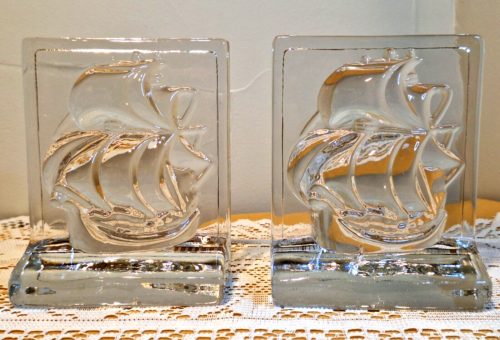 Vintage New Martinsville Viking Clear Glass Clipper Sailing Ship Bookends, 1938 - Picture 1 of 5