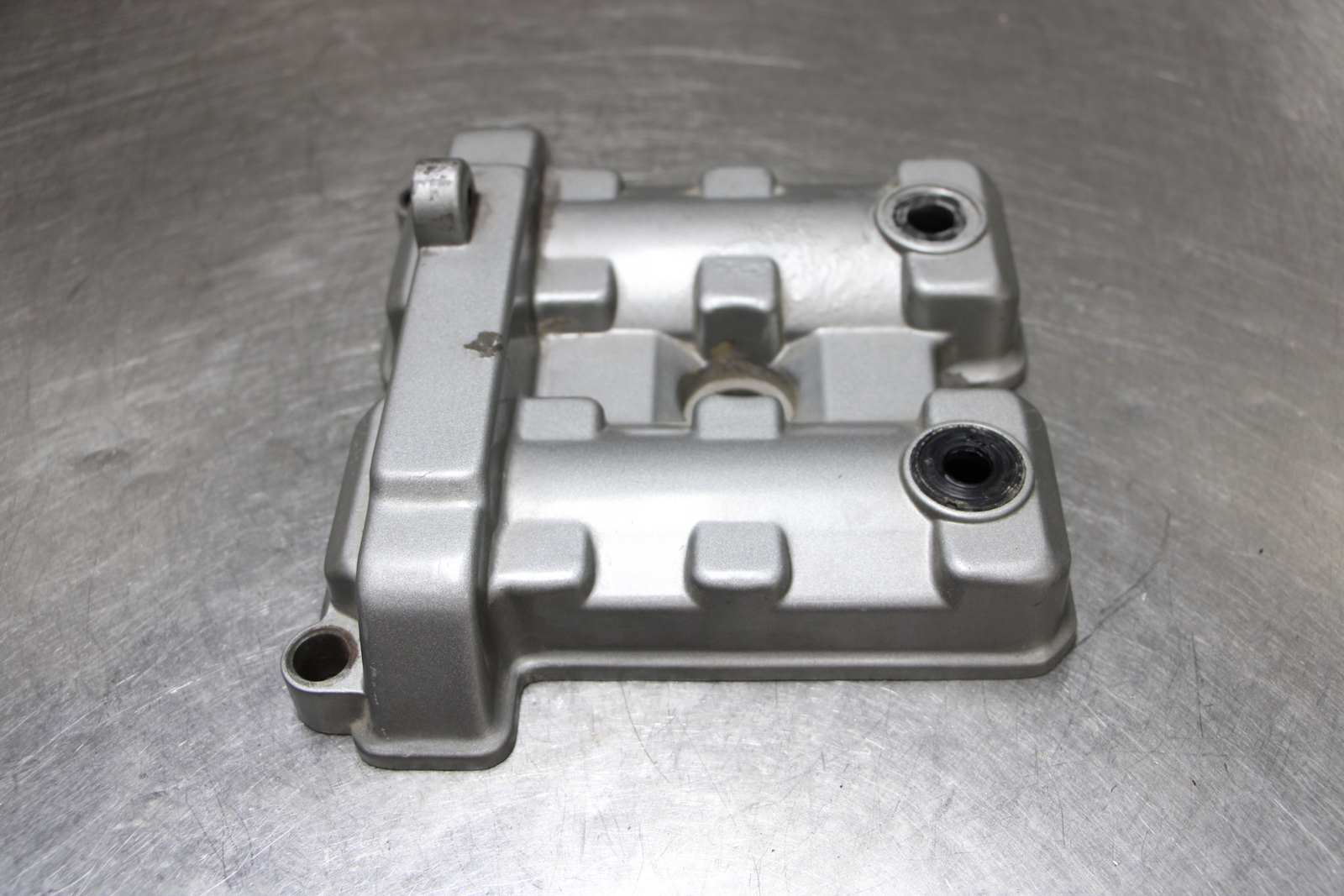 06-17 HYOSUNG GT650 Valve Cover Front 