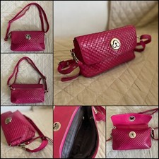 HAND- ODER SCHULTERTASCHE FARBE FUCHSIA