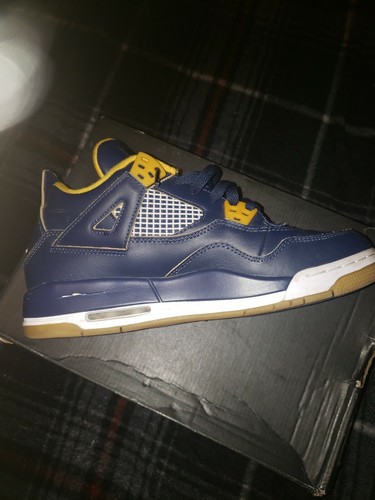jordan 4 navy blue yellow
