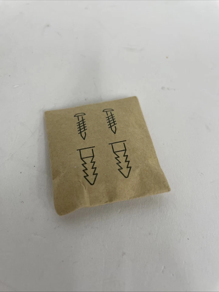 Ecobee Power C Adapter extender 810-00002, Wall Plate And Screws - Image 3 of 4