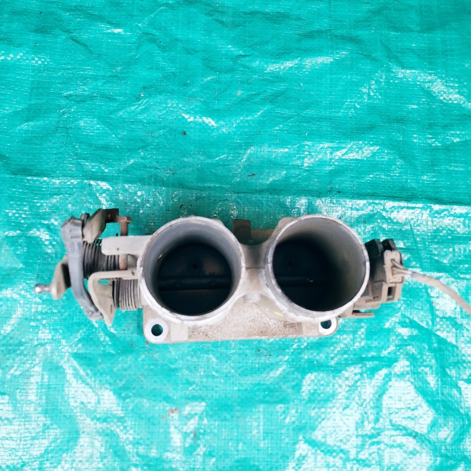 94 97 Ford F250 F350 7.5 corpo do acelerador conjunto F4TE-LB TPS - Imagem 4 de 4