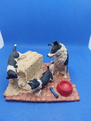 Heredities England Border Collie Hunde Welpen Spiel Scheune Diorama Figuren