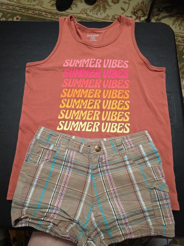 Girls Sz 7-8 Plaid Shorts And Tank Top