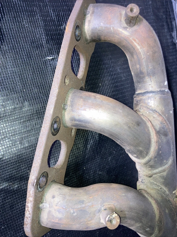 **Right Exhaust Manifold For 2012-2021 Nissan NV2500 4.0L V6 2016 2013 NZ528DQ** - Image 2 of 3