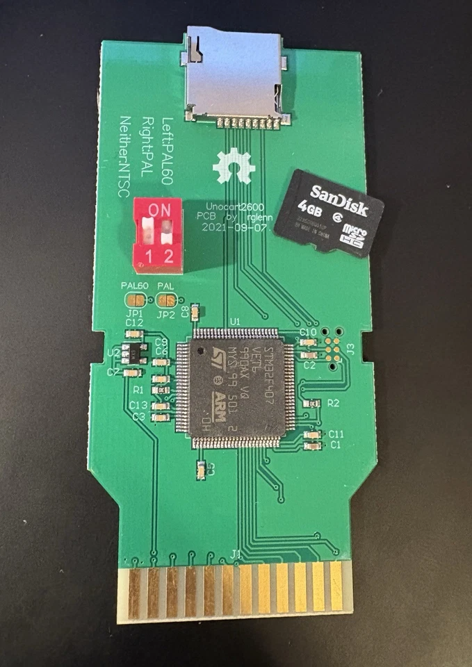 Cartucho UnoCart Atari 2600 (NTSC/PAL/PAL60) Foto 2 de 3