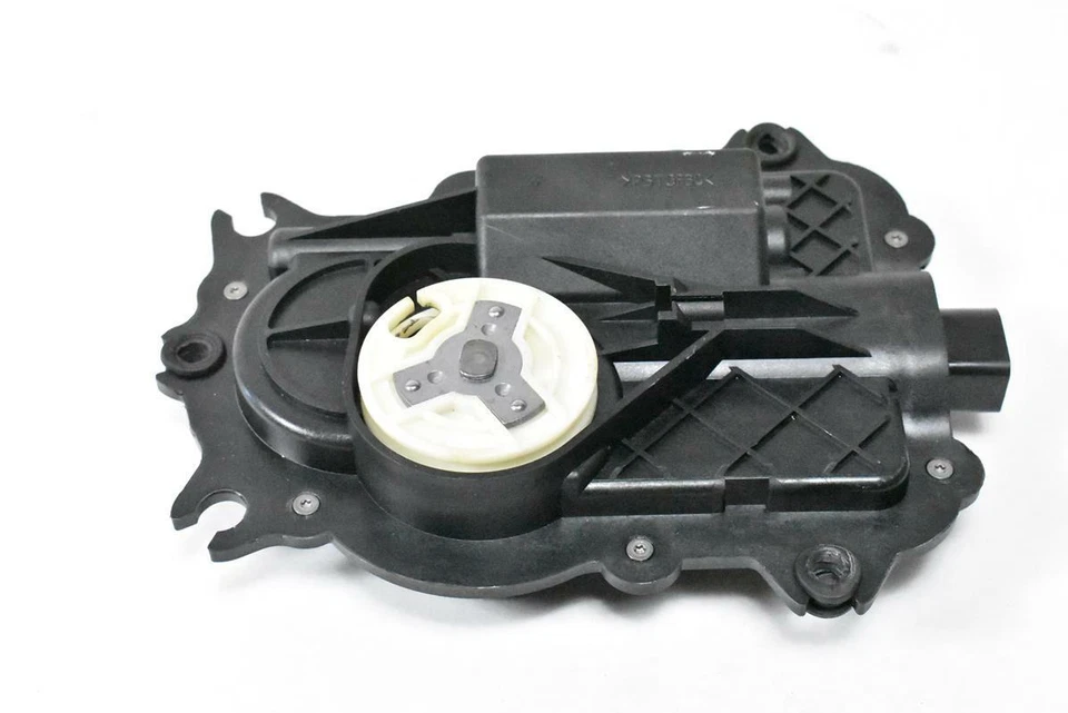 04-10 Actuador de bloqueo de pestillo de puerta de cierre suave derecho/izquierdo Audi A8 S8 4E0837059 OEM Foto 4 de 4