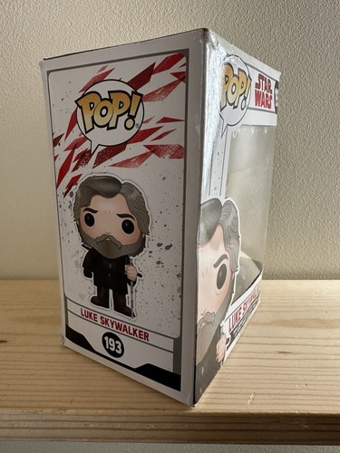 Funko Pop! Star Wars: The Last Jedi - Luke Skywalker Vaulted #193 - Picture 7 of 9