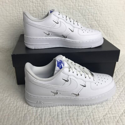 靴 Nike Women's Air Force 1 Low '07 LX Nike Air Force 1 Low '07 LX Denim Swoosh Boucle (Women's
