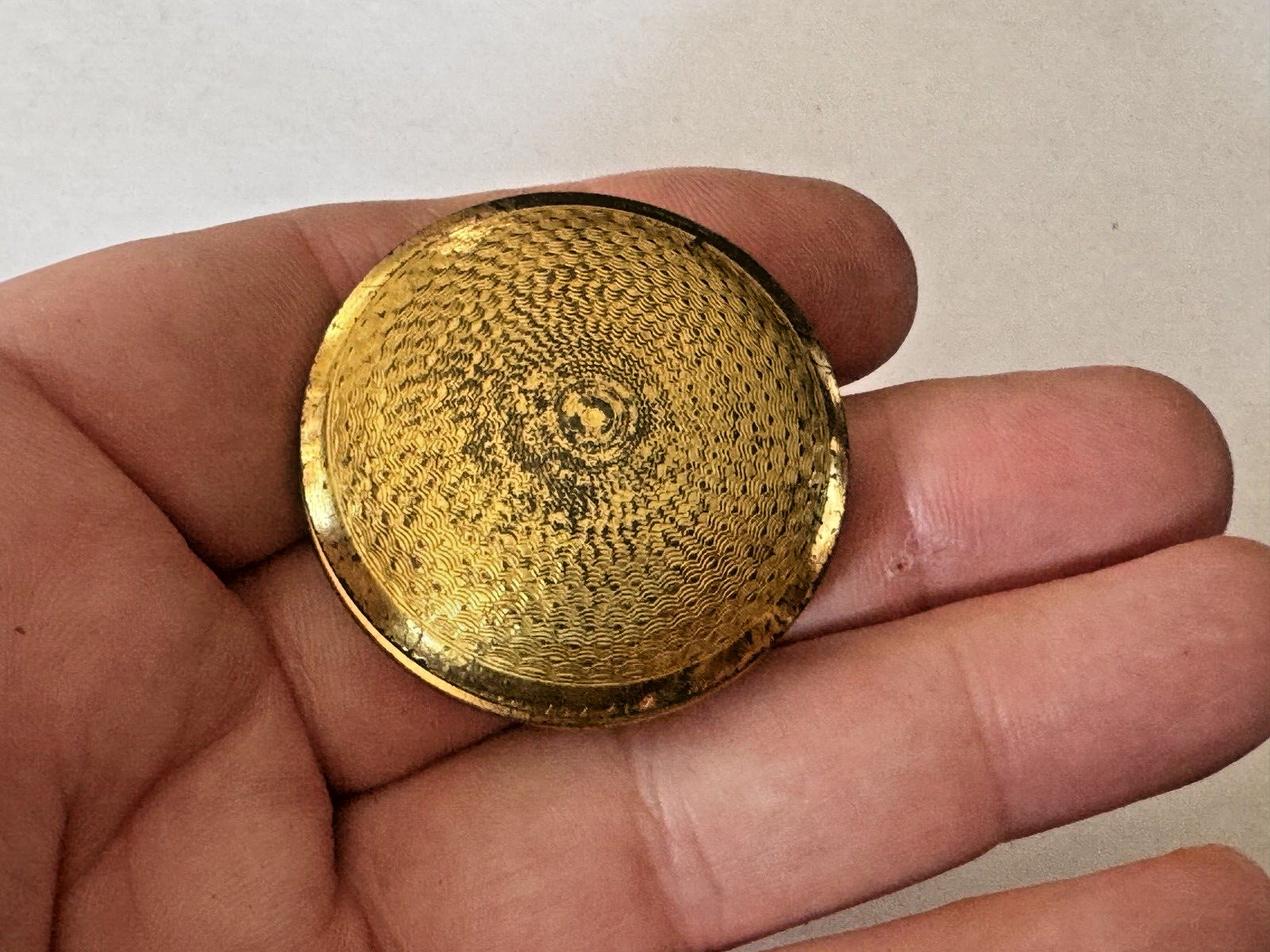 Vintage Gold-Tone Primrose House Compact