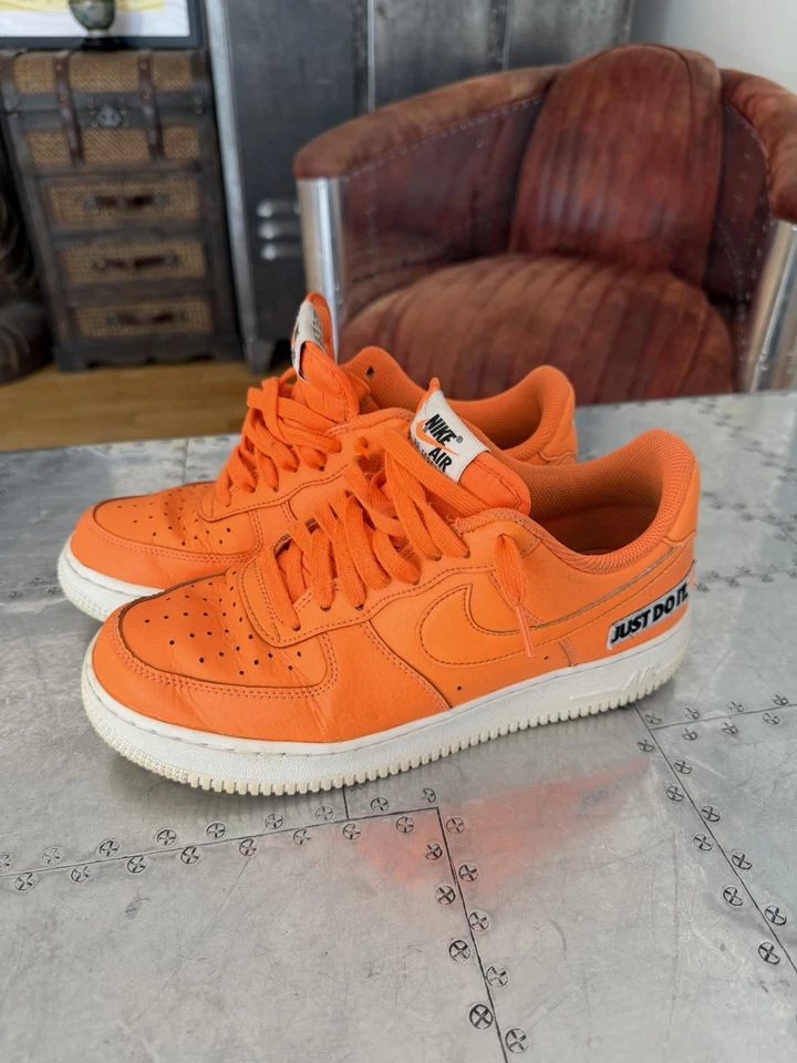 Nike Air Force 1, photo 1 sur 5