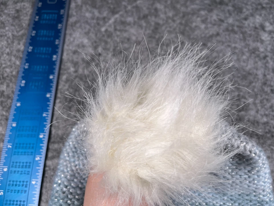 The Children's Place Beanie Toque Youth Grande Malha Azul Poli Blend Sparkly Pom - Imagem 3 de 4