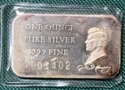 One Troy Ounce Fine  Silver Bar 999 President  J F Kennedy Serial 001042