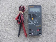 Fluke 73 III Multimeter Meter Voltage Amp Handheld Digital Probes