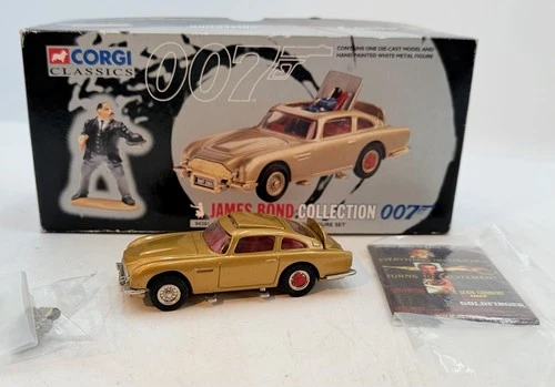 Corgi Toys JAMES BOND 007 COLLECTION ASTON MARTIN DB5
