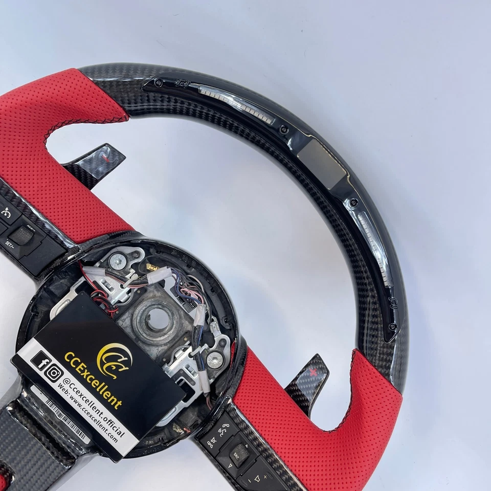 Volante de fibra de carbono real para Chevrolet Camaro SS 2009-2011 Foto 3 de 4
