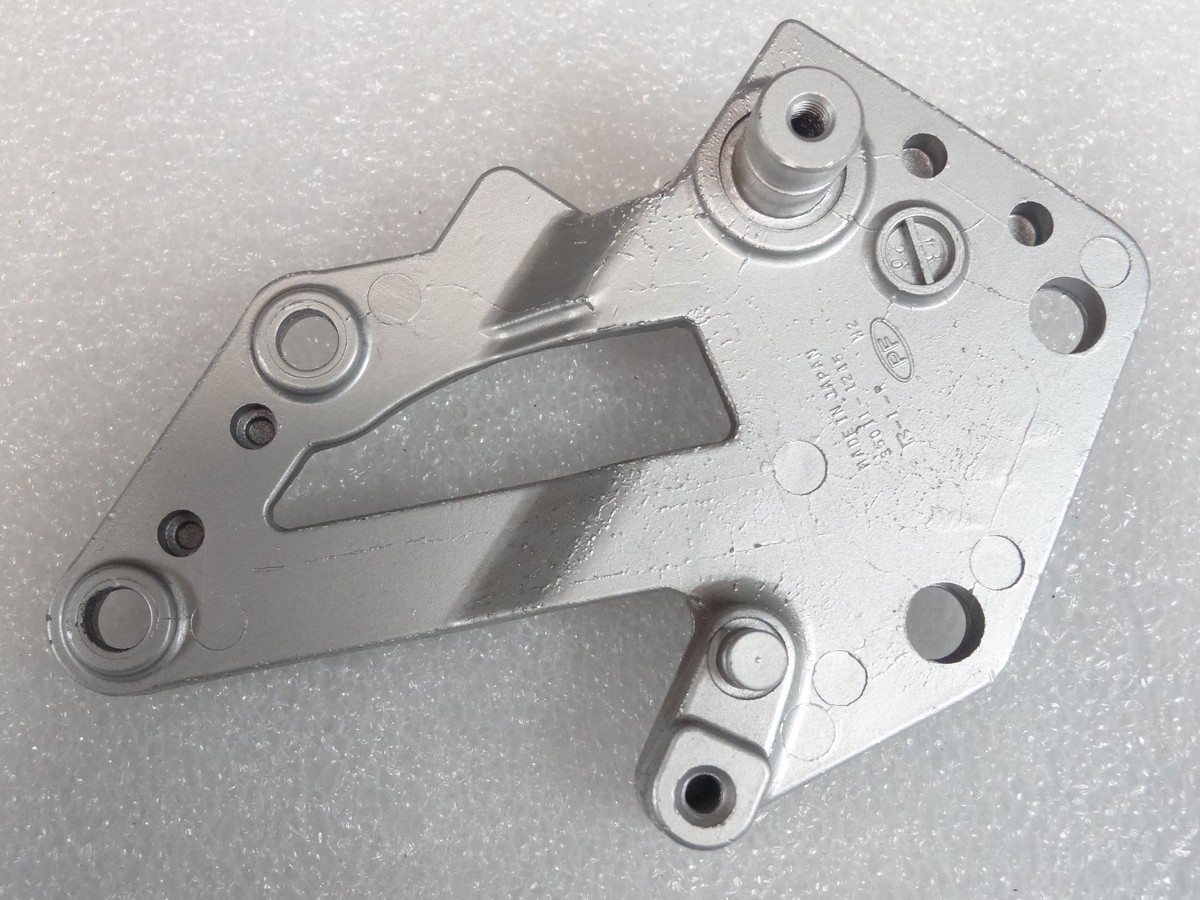 Kawasaki NOS NEW 35011-1245 Front Right Step Holder Stay ZX ZX600