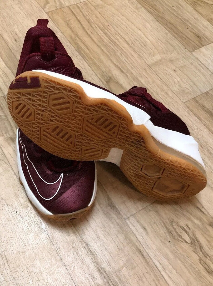 lebron 13 low team red