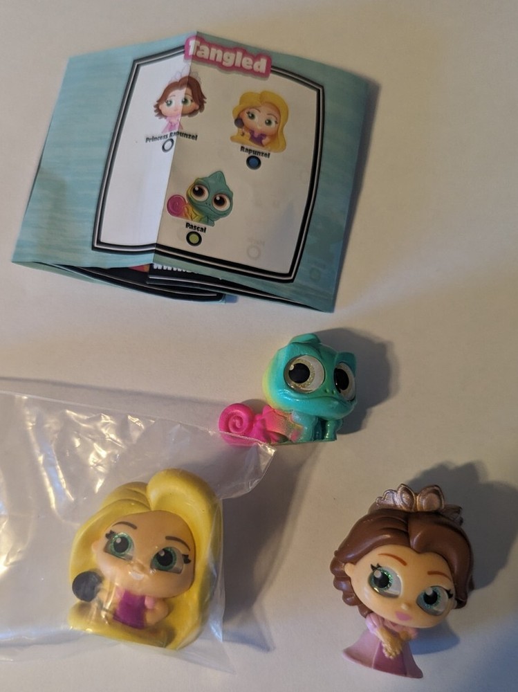 Disney Doorables Series 5 Tangled Set, Rapunzel Frying Pan & Pascal. 3 item lot