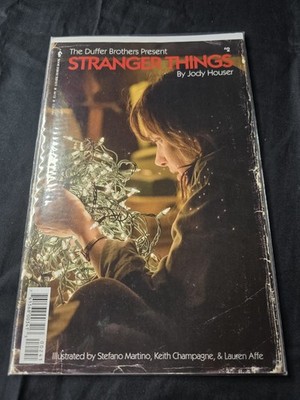 Stranger Things #2 Photo Movie TV Show Variant Dark Horse 2018 Jody Houser 9.4