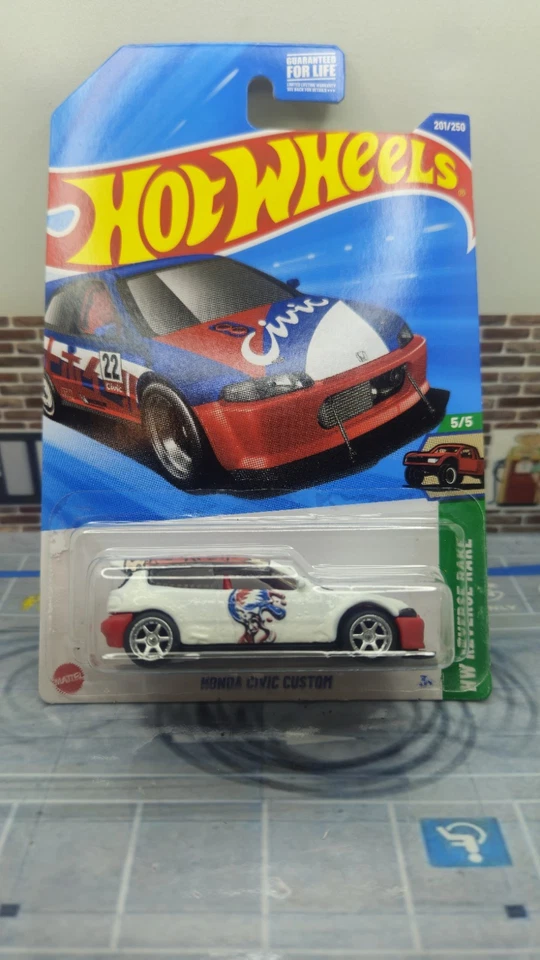***Hot Wheels 14 Car Custom Grateful Dead W Spectraflame And Real Riders** - Image 3 of 4