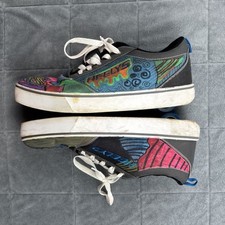 Heelys Low Top Roller Shoes with Colorful Abstract Doodle Graphics