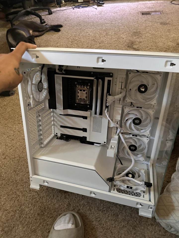 PC gaming a la venta buen estado. piezas amd Foto 2 de 3