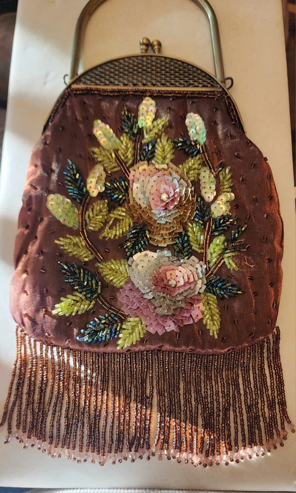 Vintage Perlen/Pailletten Handtasche braun Satin Blumen rosa & grün schönes Stück 11x6" - Bild 1 von 4