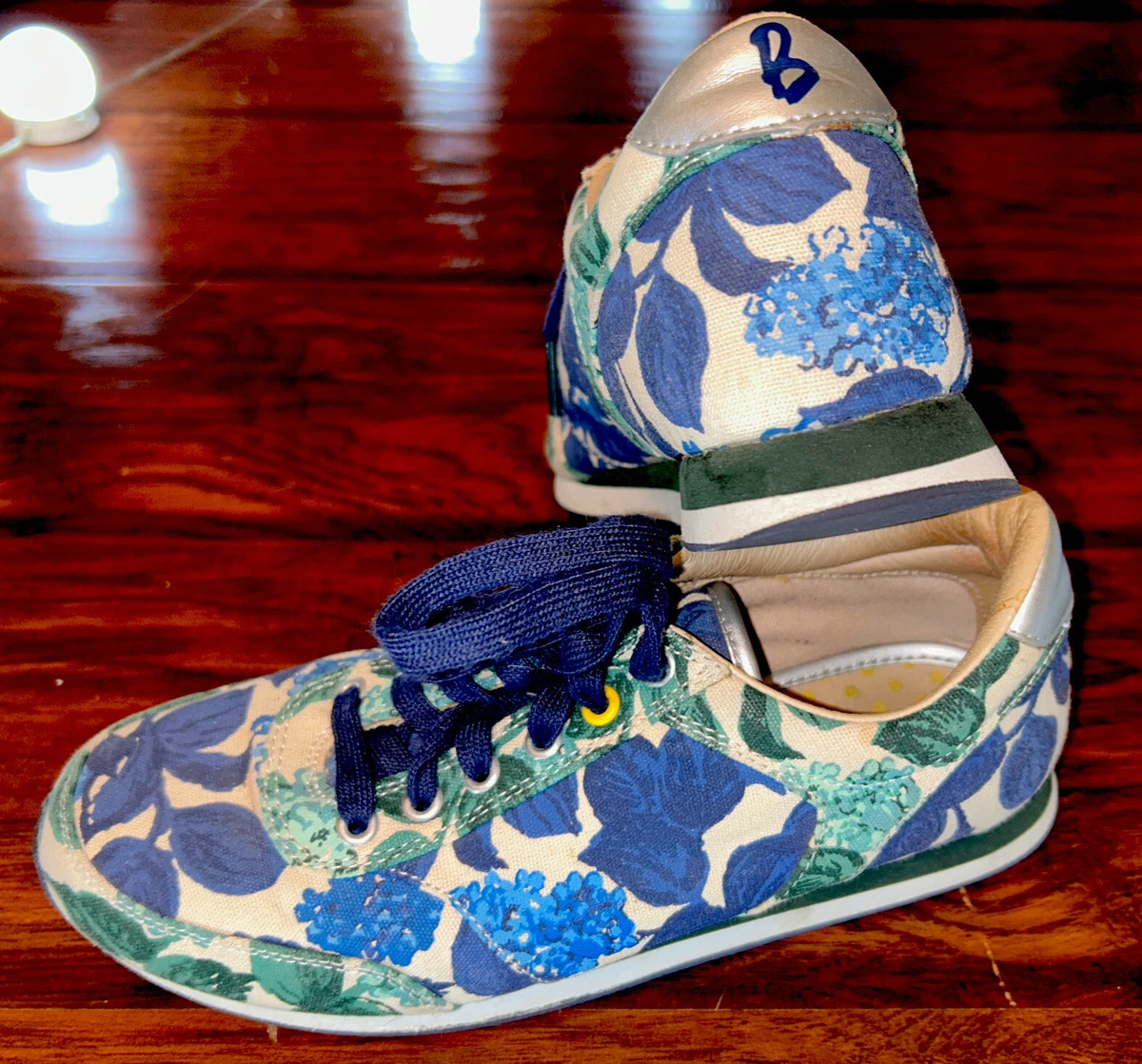Boden hotsell ladies trainers