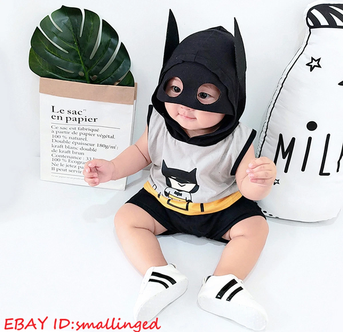 Newborn hotsell batman clothes