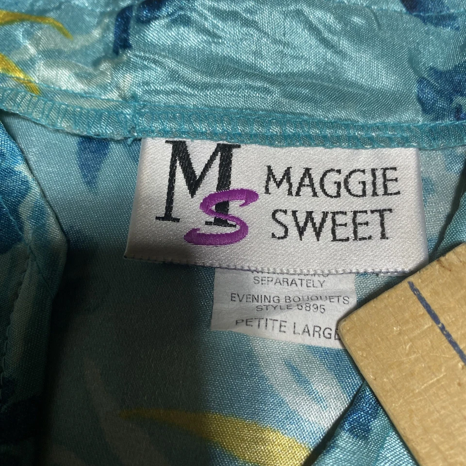 Traje Pantalón Maggie Sweet Floral Azul Talla Pequeña Grande  Foto 3 de 4