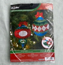 Bucilla Felt Applique Gift Card Holder Large Old World Ornaments Kit 4.5 x 6
