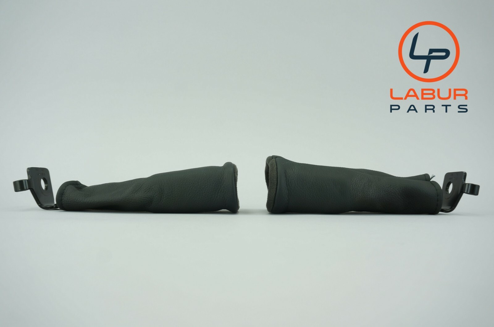M156 MASERATI 14-17 QUATTROPORTE REAR LEFT RIGHT CENTER SEAT BELT BUCKLE B326