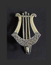 Antique SILVER CHATELAINE HOOK - Musical Instrument LYRE - Coin Silver.   (3P64)