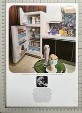 Shirley Conran Wrighton's City Kitchen Design 4 David Hockney - 1971 Cutting 557