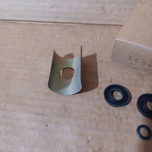 1962 1963 1964 Studebaker Truck Transtar Power Steering Valve Seal Repair Kit - Picture 4 of 6