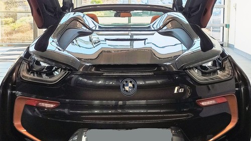 BMW i8 Roadster Sophisto Edition 1 of 200 inkl. Zusatzfelgen, Sitzbezüge, u.v.m. - Bild 2 von 11
