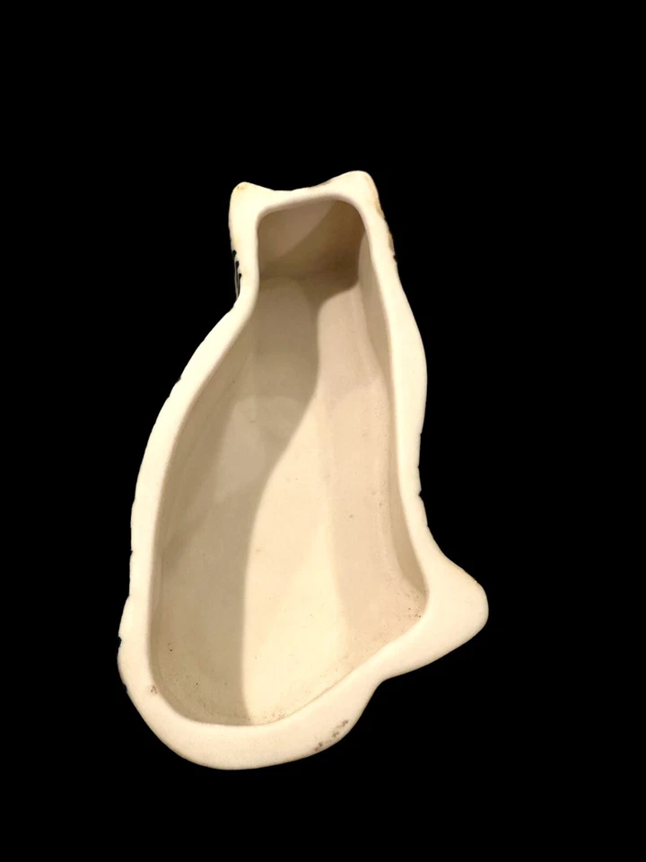 Carol Haley Cat Porcelain Trinket Box Artist Signed READ - Image 3 of 4