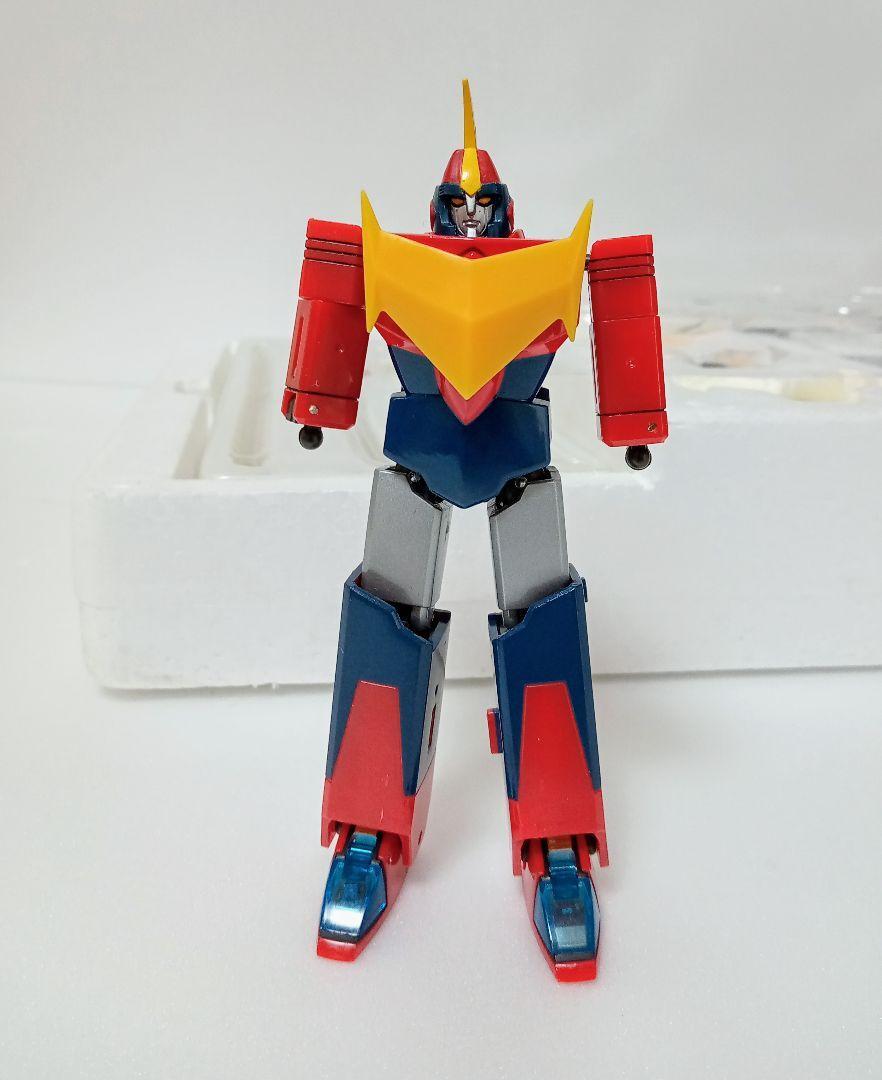 ロボット BANDAI Zambot 3 GX-23 Amazon.com: TAMASHII NATIONS Bandai GX-23 Zambot 3 - Soul of