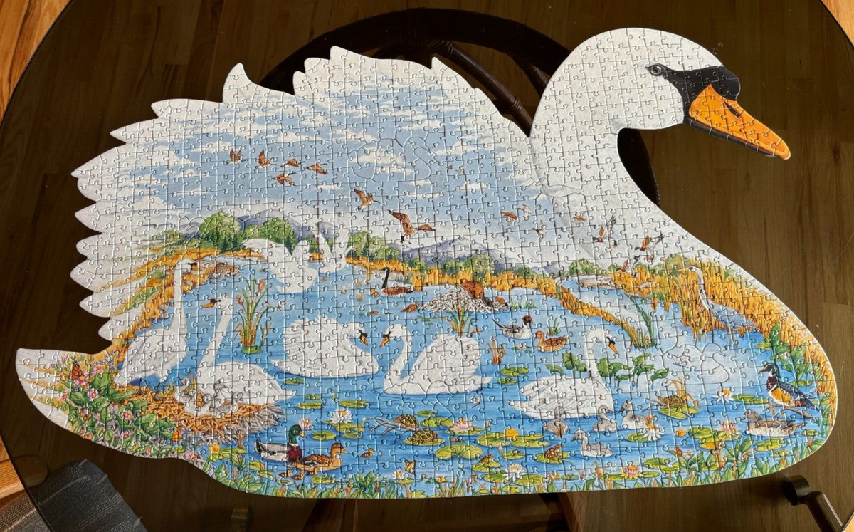 COMPLETE 1000 Piece SWAN LAKE Shaped Puzzle FX Schmid from
