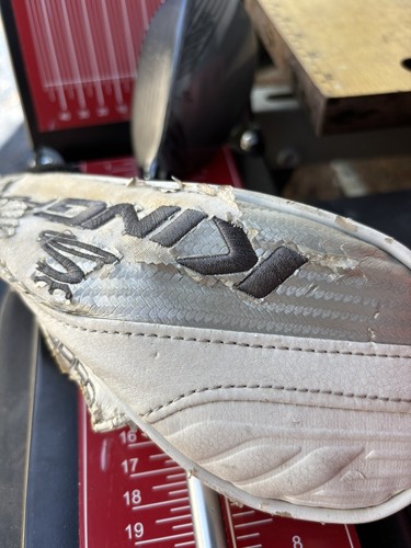 Cobra King F8 4 Hybrid / 22 Degree Senior Flex - Picture 4 of 7